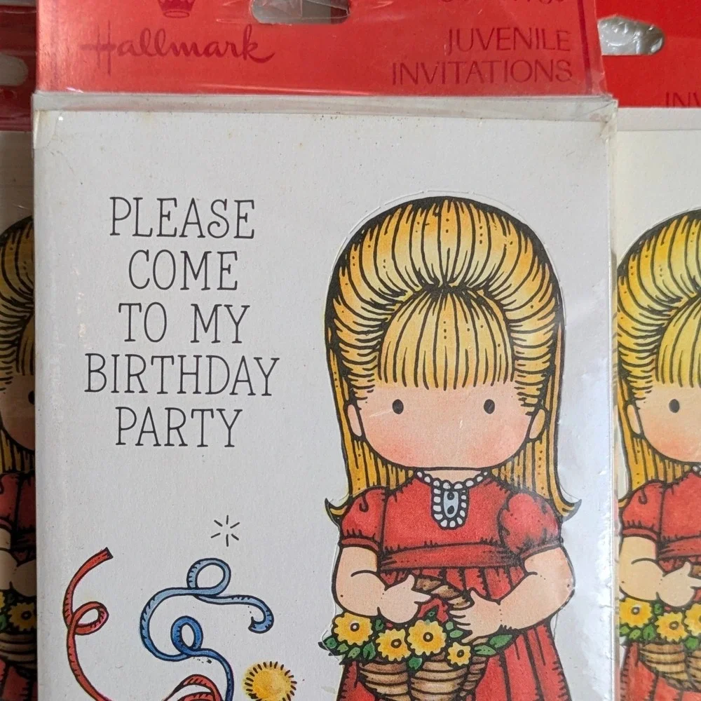 Vintage 70s Hallmark Paper Doll‎ Punch Out Birthday Party Invitations Sealed